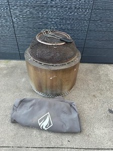 lot 15 image: HotShot 22 Inch Wood Burning Fire Pit With Grill