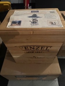 lot 28 image: New Large Wenzel Pressure Lantern