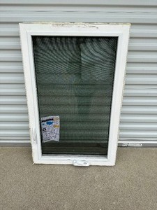 lot 93 image: #2  27 x 41.25 Provia Casement Window