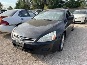lot 27D image: 2006 Honda Accord EX V-6 - 2 OWNERS