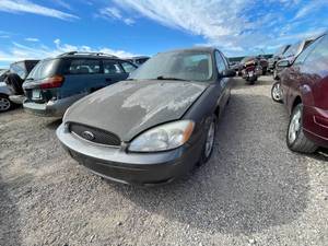lot 23D image: 2005 Ford Taurus SE