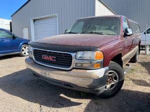 lot 31D image: 1999 GMC Sierra 1500 SLE - 4X4