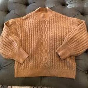lot 29 image: Vince Camuto Womens Brown and Tan Jumper-XL
