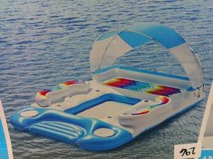 lot 91 image: Members Mark Floating Island With Canopy, 6 Person, Chevron Rainbow