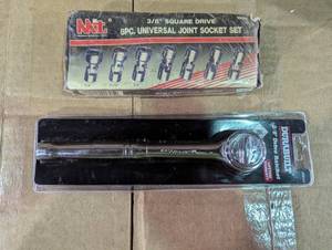 lot 194 image: 9 Piece 38 Drive Socket Set With Ratchet - Square Drive -Universal Joint Socket