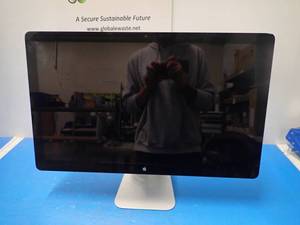 lot 12 image: Apple&nbspThunderbolt Display A1316  27 screen with 2560 x 1440 HD Resolution  Includes power and display cables
