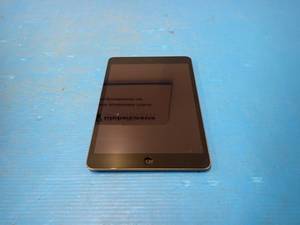 lot 40 image: Apple&nbspiPad mini 2nd Gen A1489  16GB of storage  Cellular Carrier Unlocked  Includes Charging Cable
