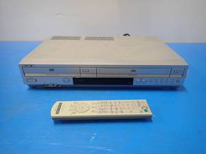lot 47 image: Sony&nbspSLV-D370p DVD VCR Combo player  Includes Remote&nbsp