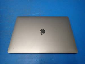 lot 56 image: Apple&nbspMacBook Pro 14,3 A1707 &nbspINTEL CORE I7-7920HQ 3 Ghz  16GB DDR3 RAM  500GB HD  15.4 screen with 2880 x 1800 HD Resolution &nbspIncludes IOS and power cable  Keymarks on screen