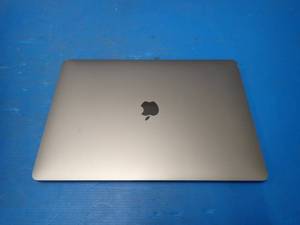 lot 57 image: Apple&nbspMacBook Pro 14,3 A1707 &nbspINTEL CORE I7-7920HQ 3 Ghz  16GB DDR3 SDRAM  500GB HD  15.4 screen with 2880 x 1800 HD Resolution &nbspIncludes IOS and power cable  Keymarks on screen