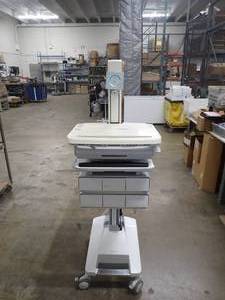lot 78 image: Ergotron&nbspSV32-6361-1 Cart