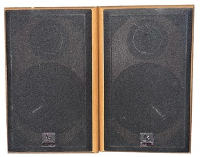 lot 11 image: INFINITY SL 20 BOOKSHELF SPEAKERS