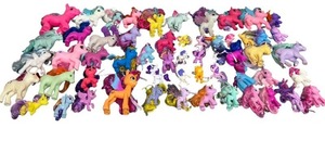 lot 24 image: LOT OF MY LITTLE PONY DOLLS #2