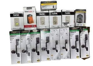 lot 105 image: Lot of 18 Kwikset & Defiant Keyless Entry Door Locks & Handlesets, Various Models