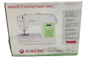 lot 115 image: BRAND NEW SINGER SEW MATE SEWING MACHINE 5400