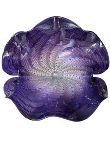 lot 131 image: Signed Murano Art Glass Clam Shell Bowl 12 Wide Purple Green Blue Swirl Design