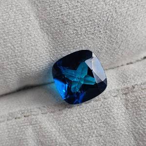 5.05 Carat Blue Topaz Gemstone VIDEO