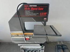 lot 4 image: Sears Craftsman 10 Band Saw 13 HP