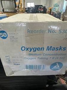 lot 16 image: Case of 50 Oxygen Masks
