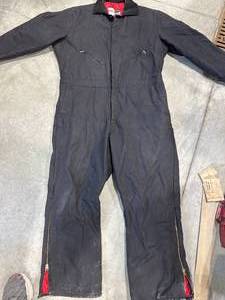 lot 31 image: Zero Zone Coveralls 2xl