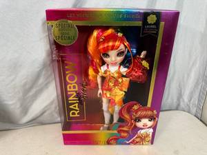 lot 114 image: New Rainbow Jr High Special Edition Doll