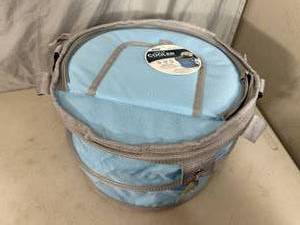 lot 136 image: New Camco Pop-Up Soft Side Cooler
