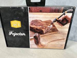 lot 144 image: New Oklahoma Joes Trigger Meat Injector