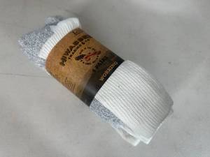 lot 210 image: New 4 Pack of Hiwassee Trading Socks