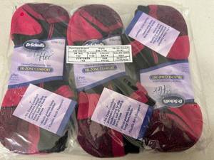 lot 272 image: 9 New Pair of Dr Scholls For Her Socks