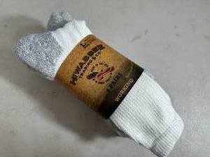 lot 310 image: New 4 Pack of Hiwassee Trading Socks