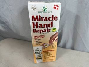 lot 319 image: New Miracle Hand Repair Cream