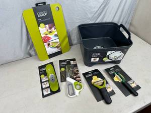 lot 31 image: New Joseph Joseph Kitchen Items