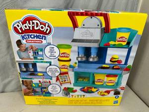 lot 50 image: New Play-Doh Kitchen