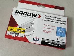 lot 85 image: New Arrow Plier Type Stapler