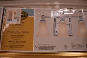 3 Lamp vanity fixture