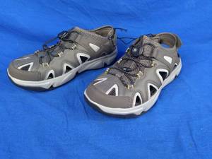 lot 151 image: New Eddie Bauer Mens Neoprene Water Sandal Size 9