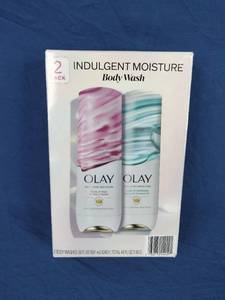 lot 166 image: New Olay Indulgent Moisture Body Wash with Vitamin B3, 20 fl. oz., 2 pk.