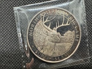 lot 62 image: North American Hunting Club 1-Ounce .999 Fine Silver Whitetail Deer Design