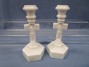 lot 17 image: Milk Glass Candle Stands with Crucifix