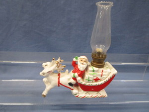 lot 21 image: Japan Santa Mini Lamp