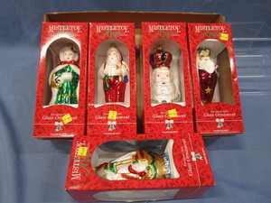 lot 24 image: Hand Blown European Ornaments