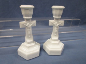 lot 64 image: Milk Glass Candle Stands with Crucifix