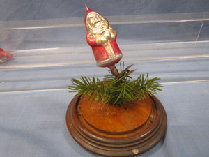 lot 66 image: Fragile Antique Santa Clipon Ornament