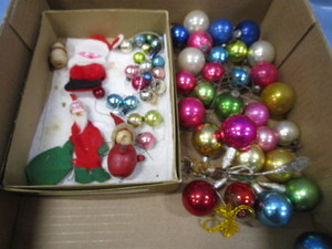 lot 67 image: Minis, Glass Balls & Figures