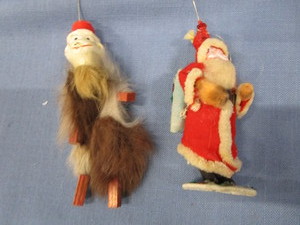 lot 85 image: Vintage Monkey & Santa Ornament