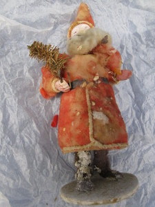 lot 90 image: Fragile Paper Mache & Cotton Santa Approx 7