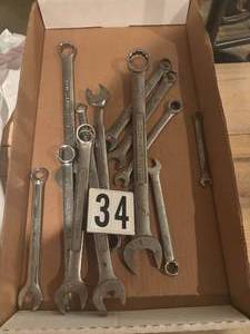 lot 34 image: Craftsman Wretches