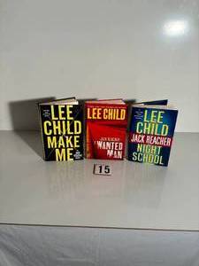 lot 15 image: Lee Child Jack Reacher  Book Lot