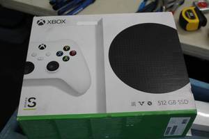 lot 116 image: X-box Series S SSD (New)