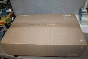 lot 114 image: Samsung Odyssey 24 Curved Screen Computer Monitor CRG5 (New)